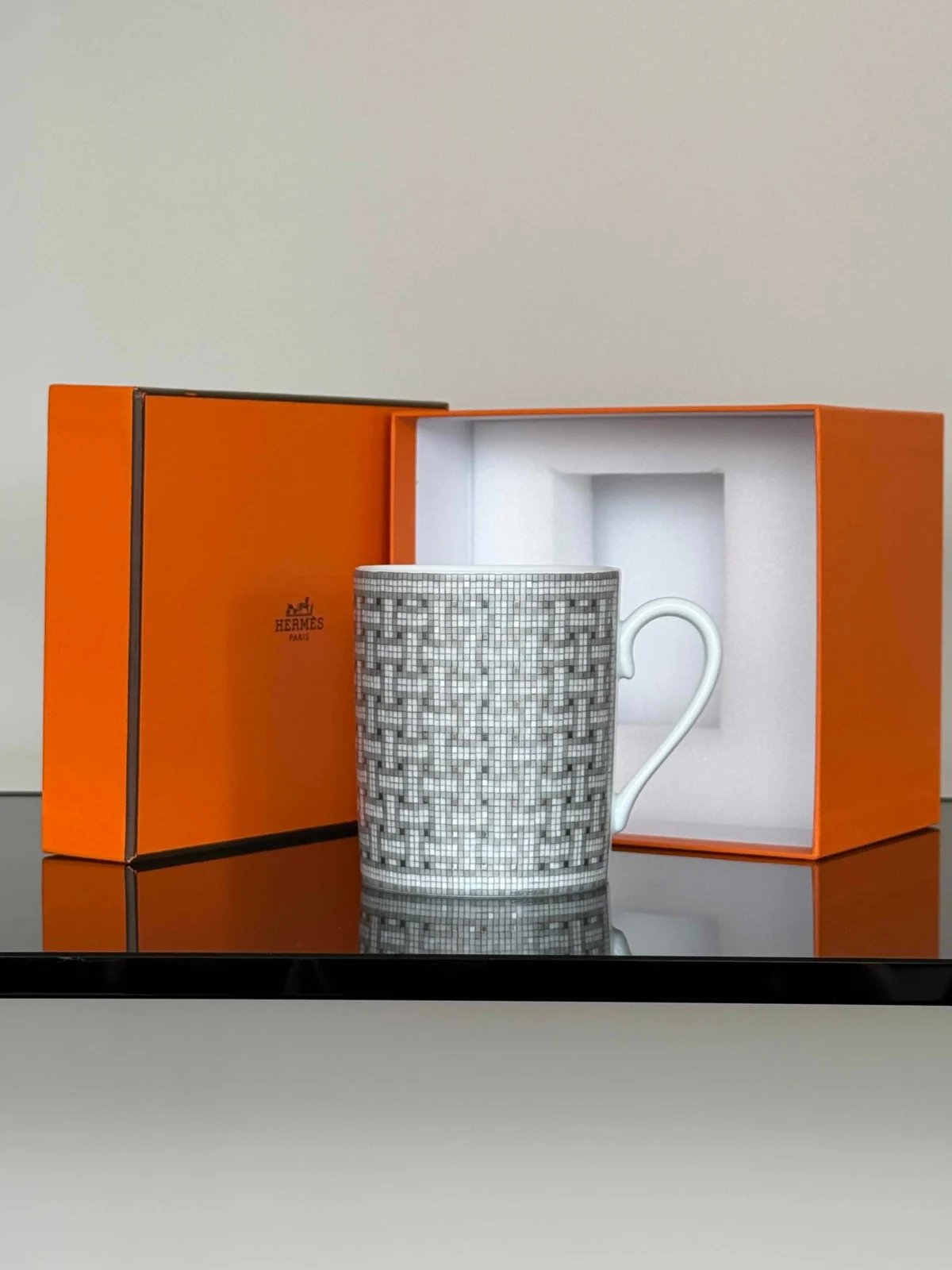 Hermès Mosaique au 24 Platinum Mug with original box and booklet