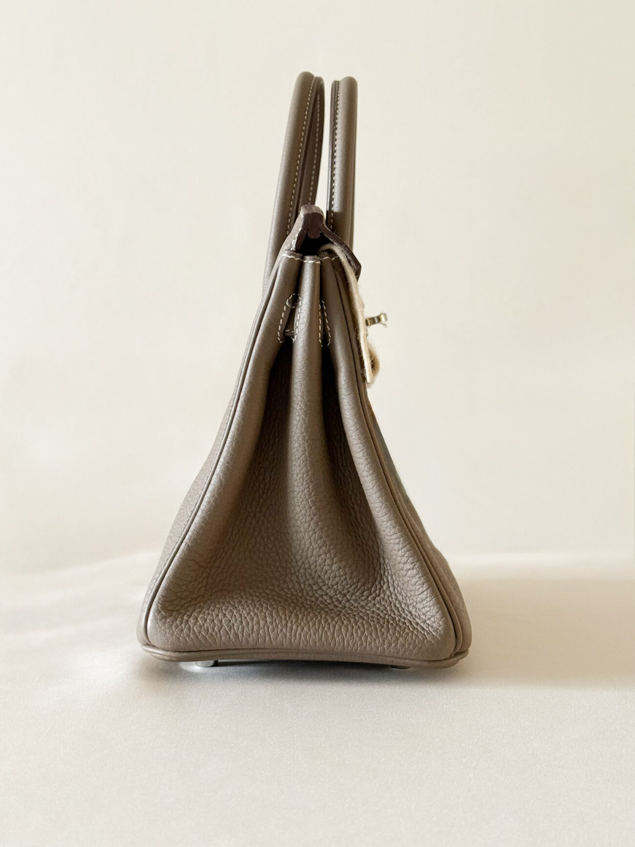 Hermès Birkin 25 Togo Etoupe palladium hardware – side view