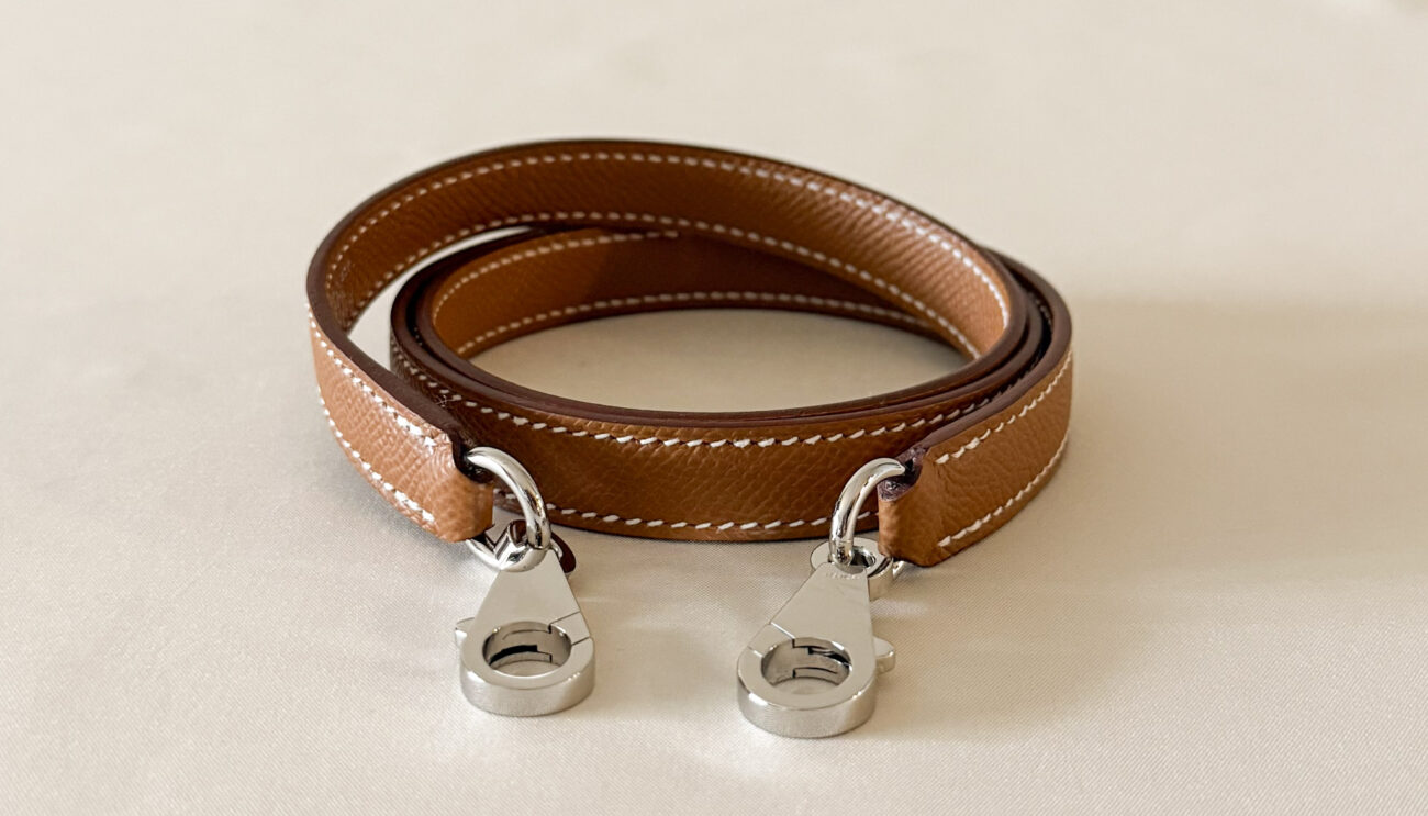 Hermès Kelly 25 Epsom Gold shoulder strap detail