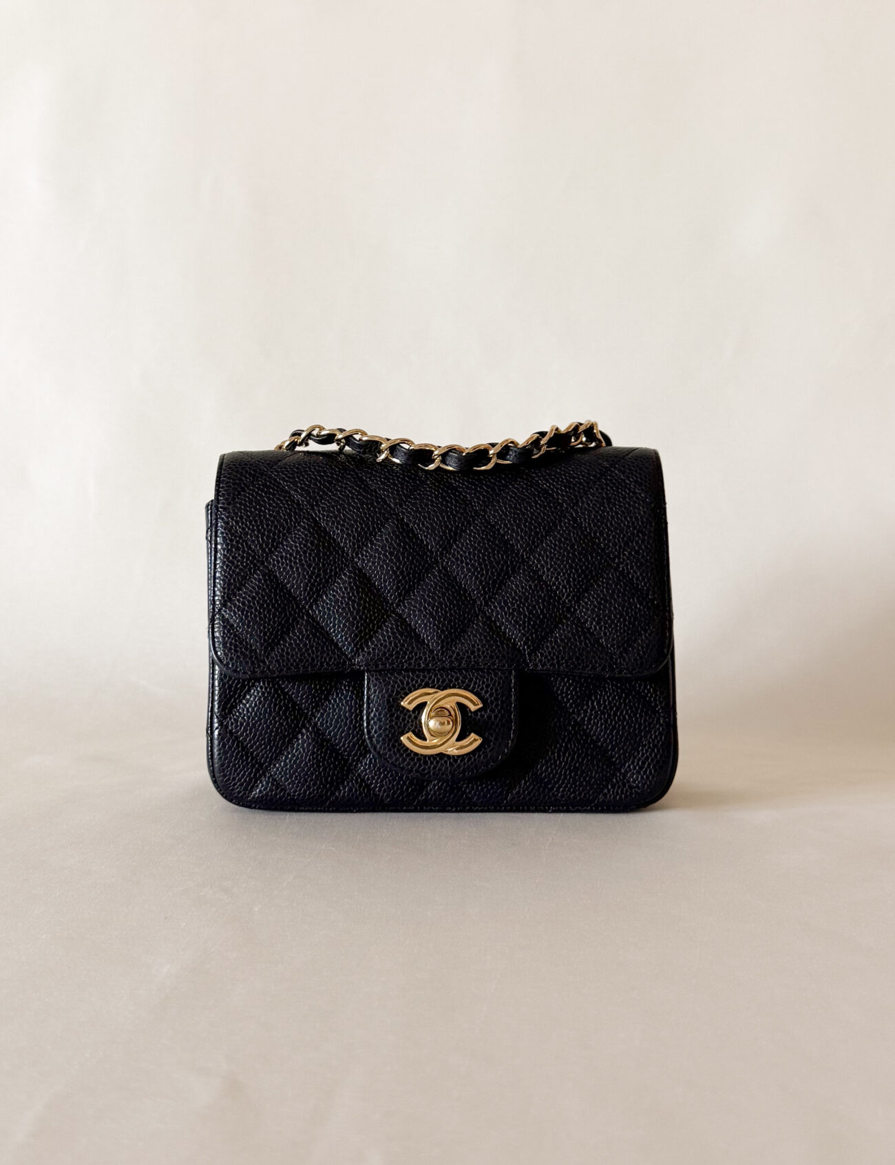 Classic Flap Mini