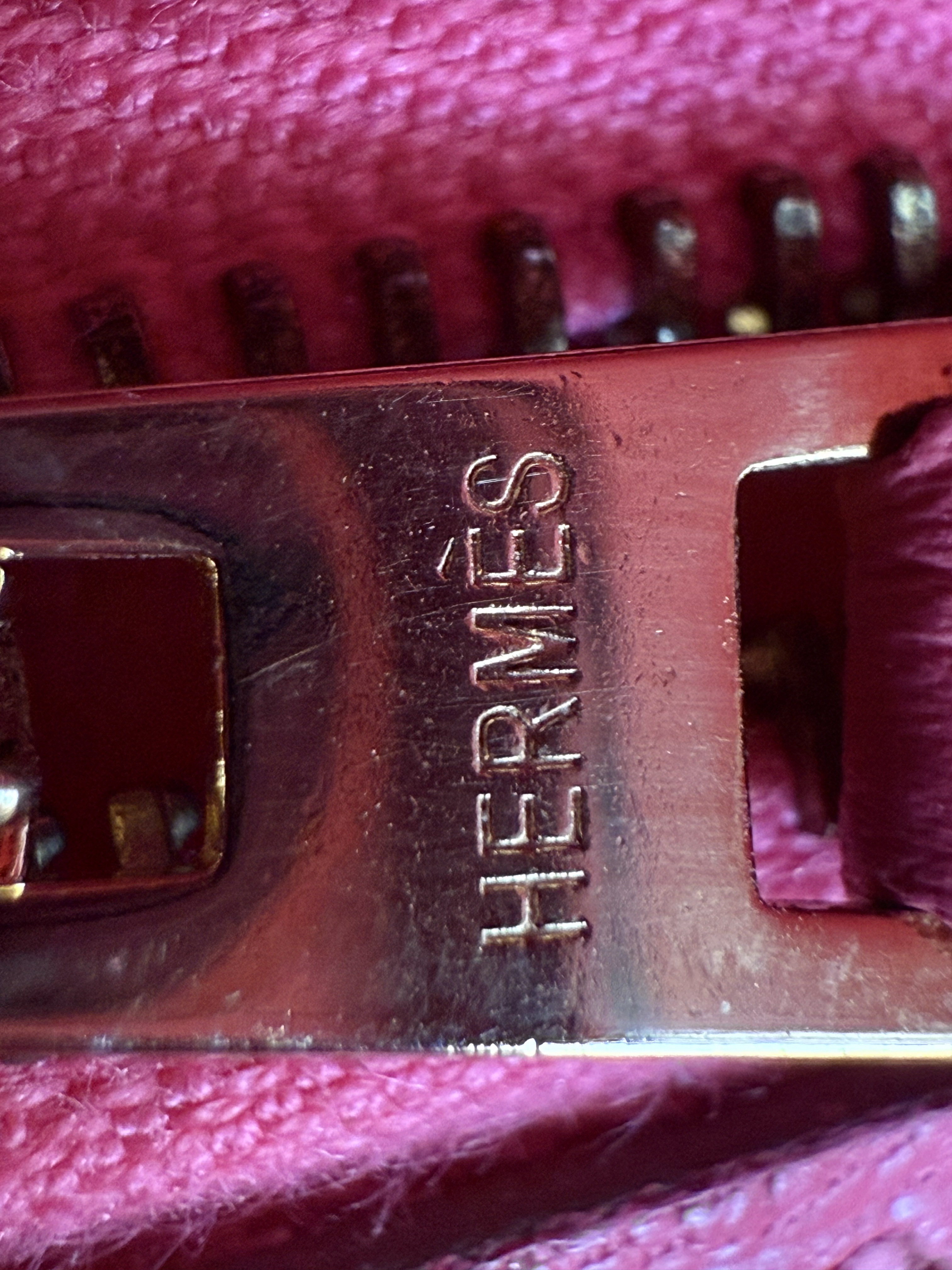 Hermès Birkin zipper pull engraving authentic smooth solid letters clean cut detail