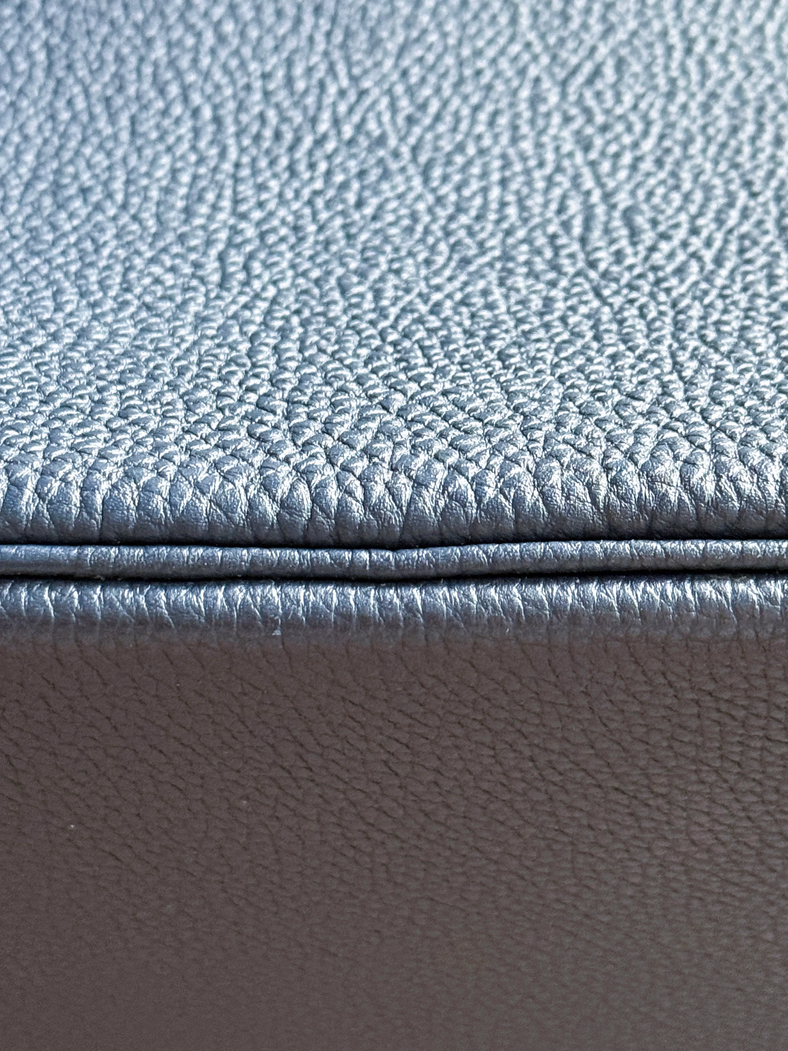Hermès Birkin fake base piping curved edge line distortion along base detail