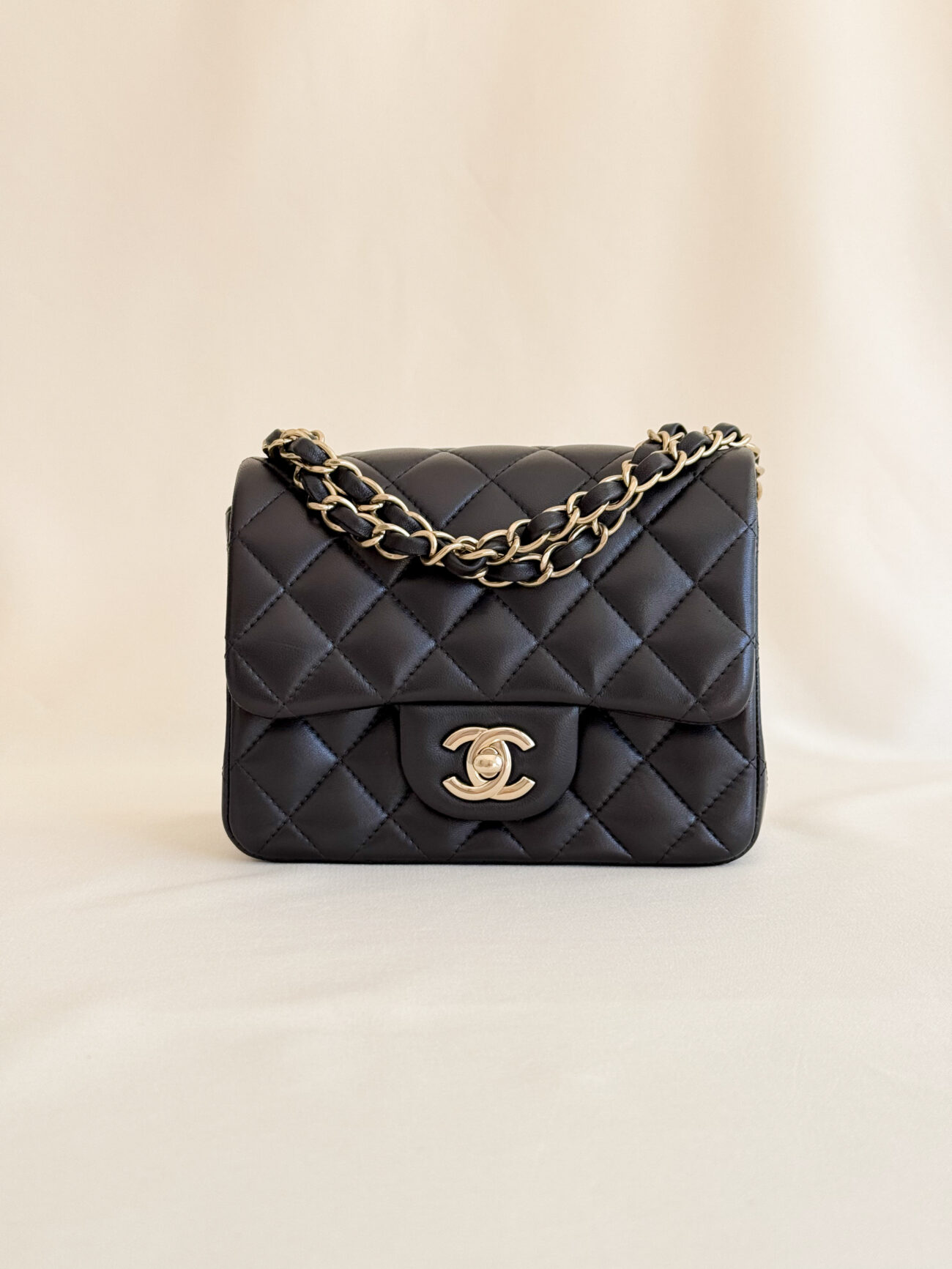 Classic Flap Mini