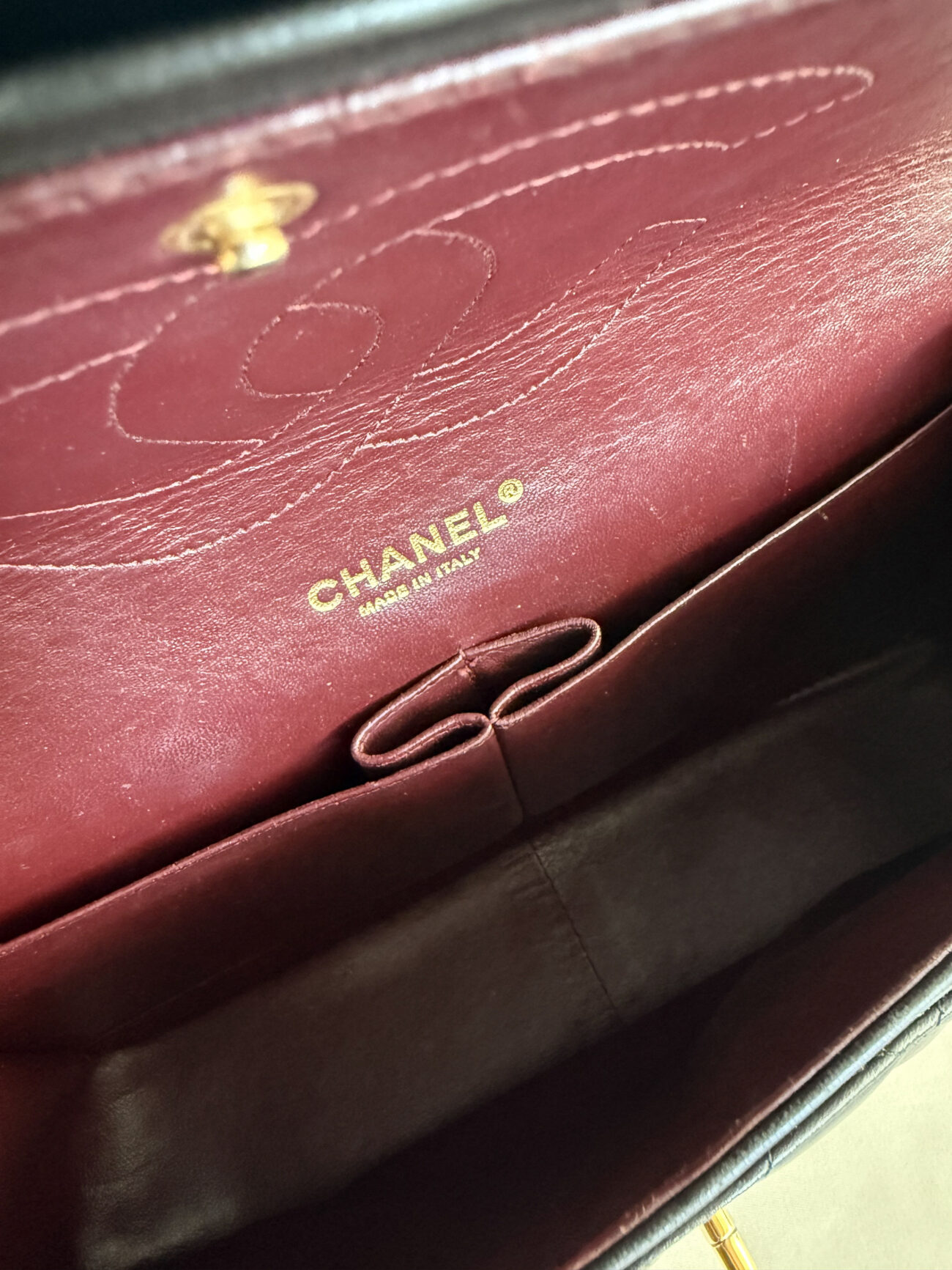 Chanel classic flap jumbo interior logo stamp burgundy linining