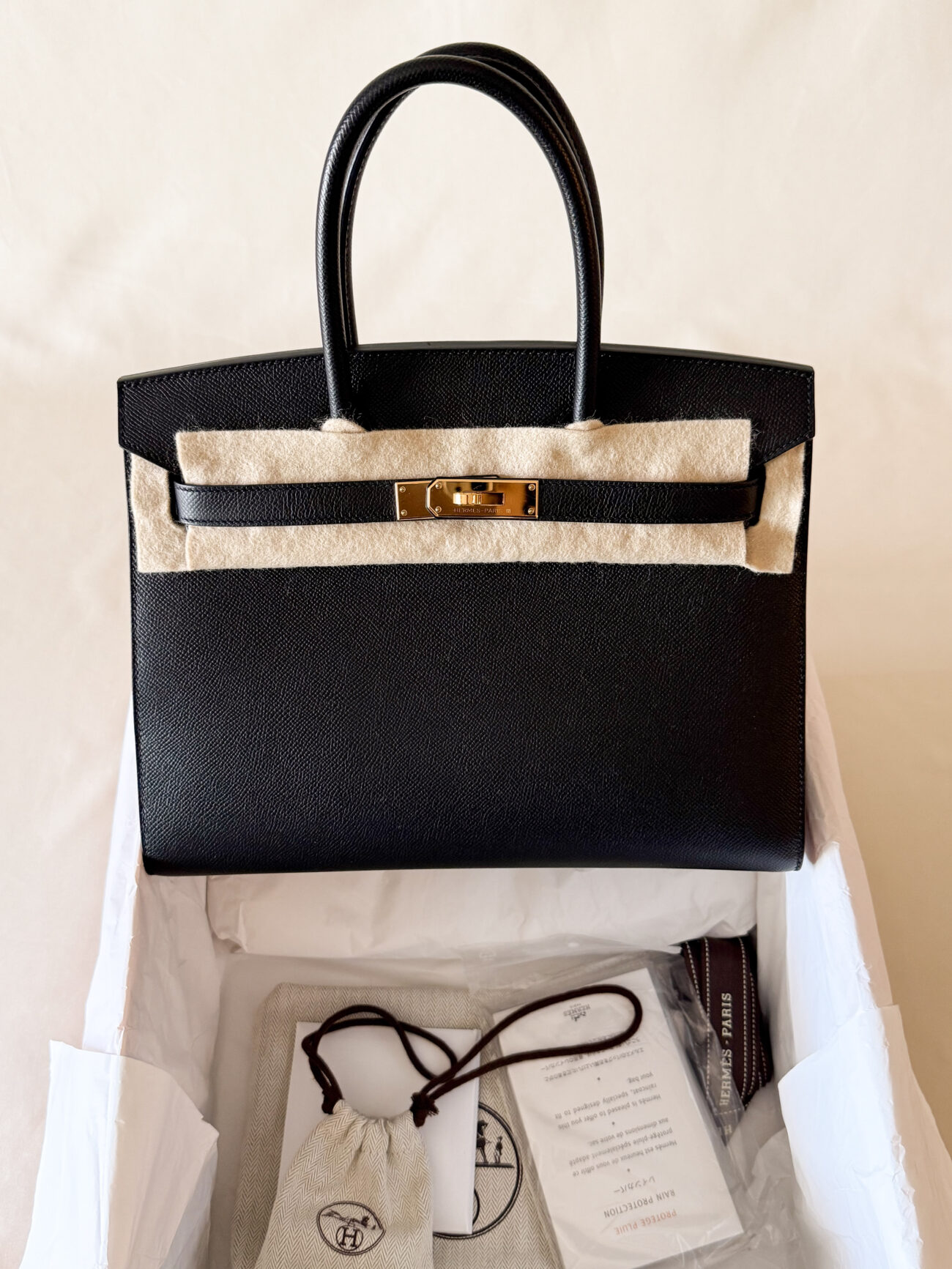Hermès Birkin 30 Epsom Sellier Black with gold hardware packaging detail