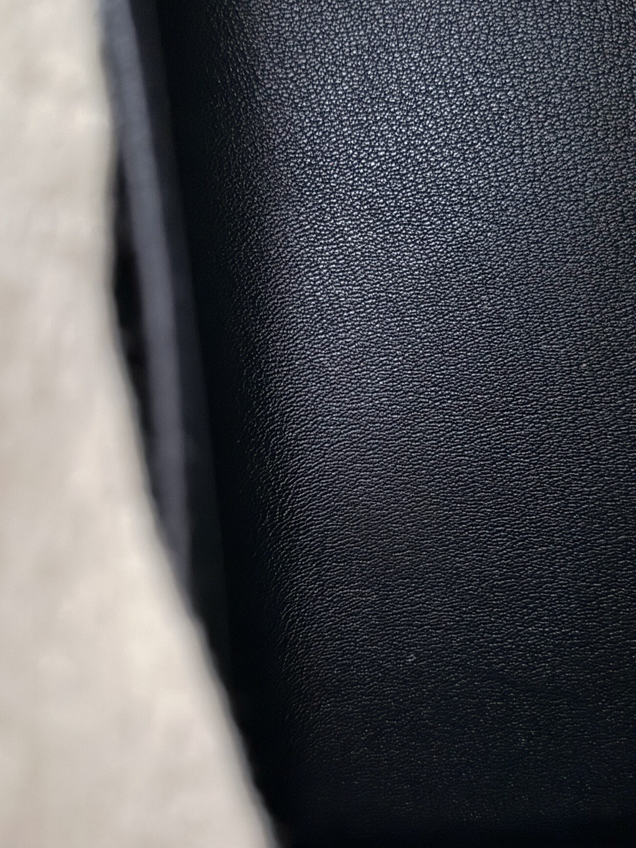 Hermès Birkin 30 Epsom Sellier Black with gold hardware internal view