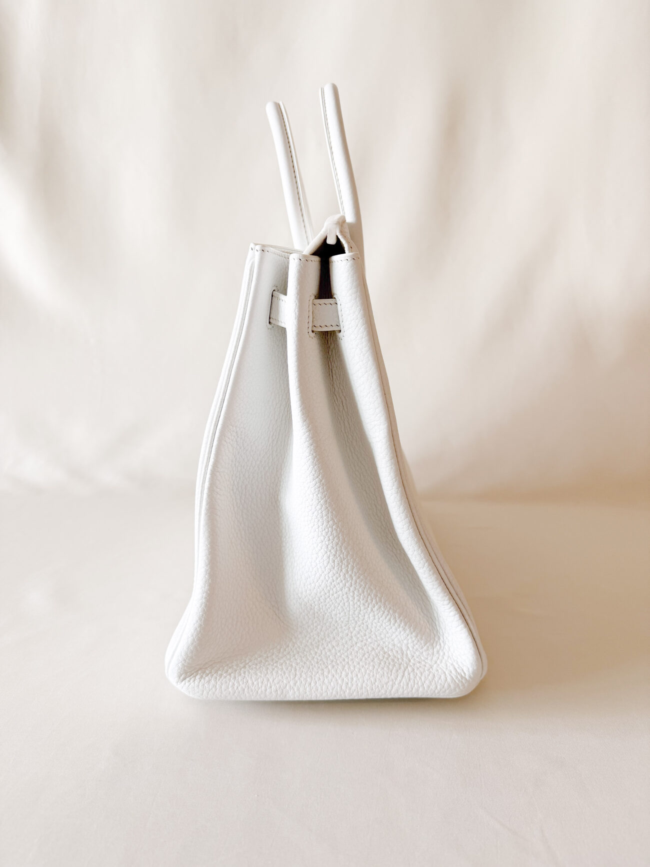 Hermès Birkin 40 white togo palladium hardware side view