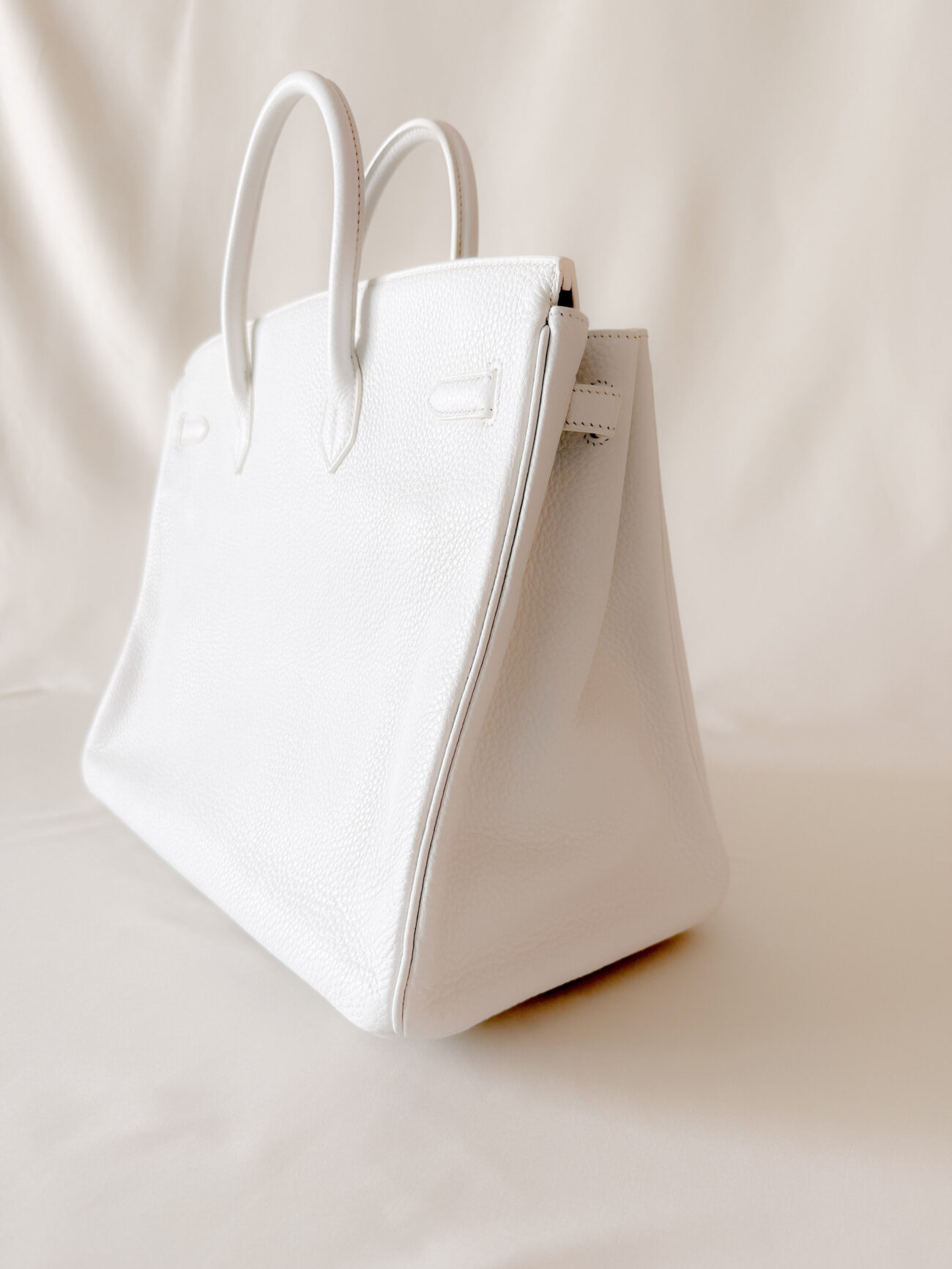 Hermès Birkin 40 white togo palladium hardware tree-quarter back view