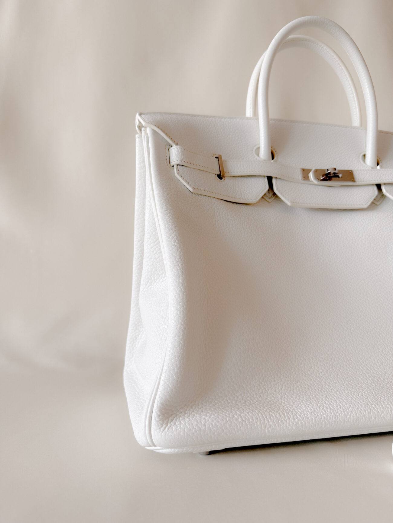 Hermès Birkin 40 white togo palladium hardware front three-quarter view