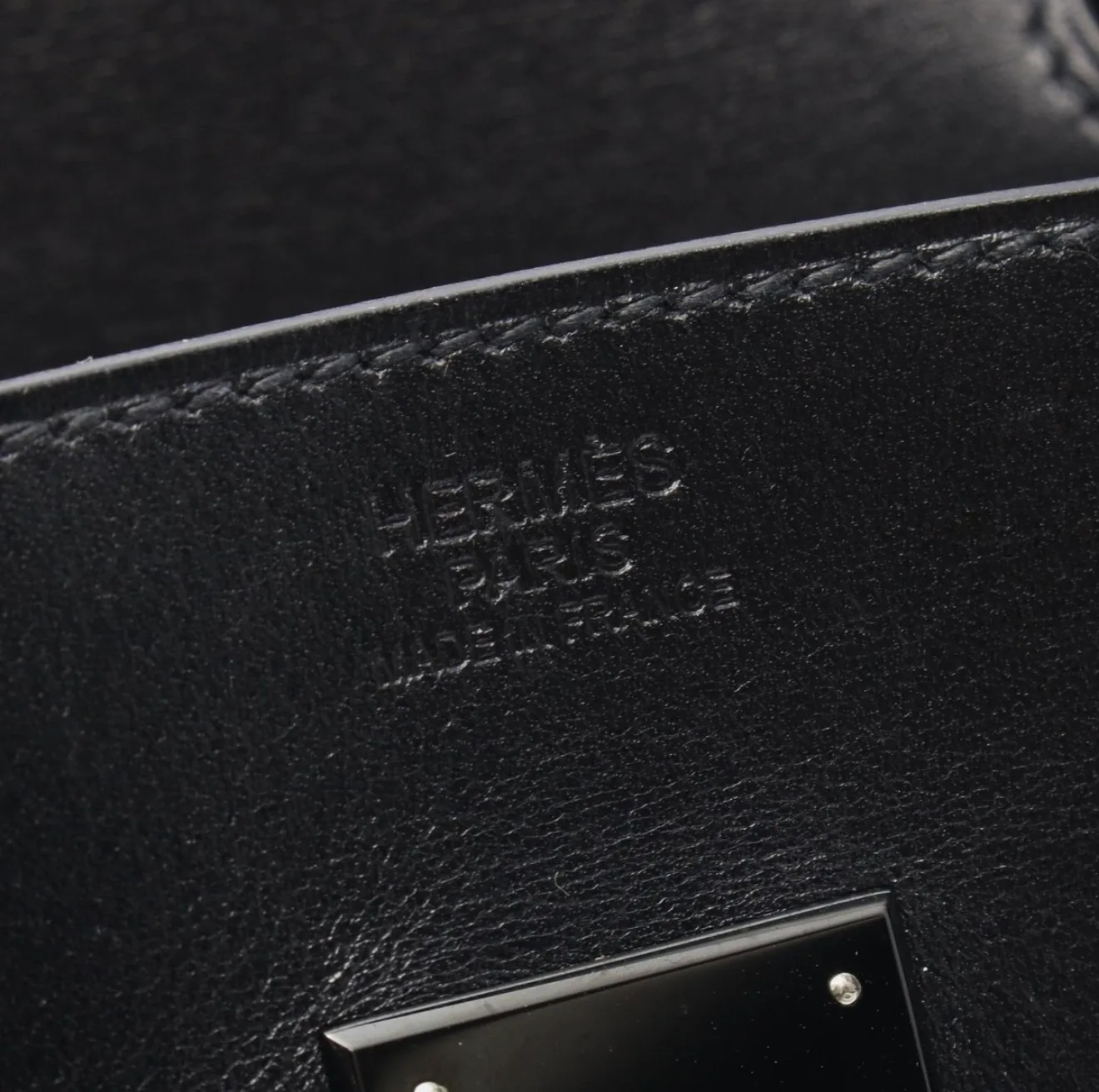 Hermès Birkin so black front stamp with black hardware detail