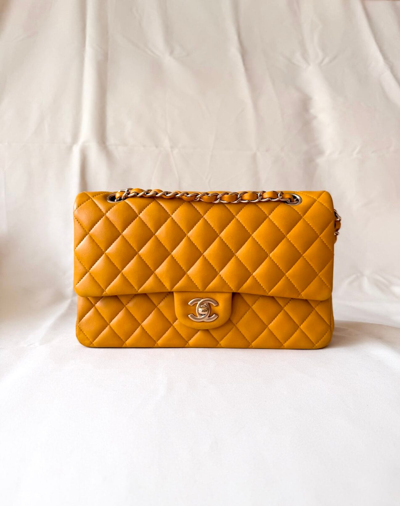 Classic Flap Medium