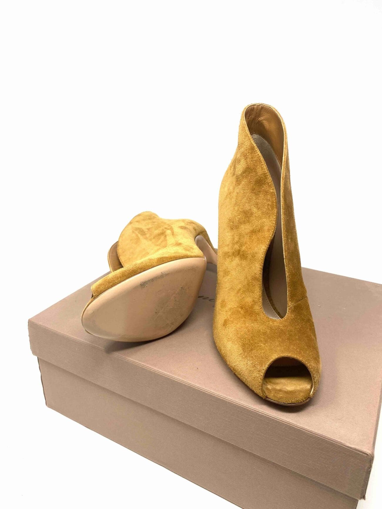 Gianvito Rossi Vamp 105 camel suede peep-toe booties displayed on the original shoe box