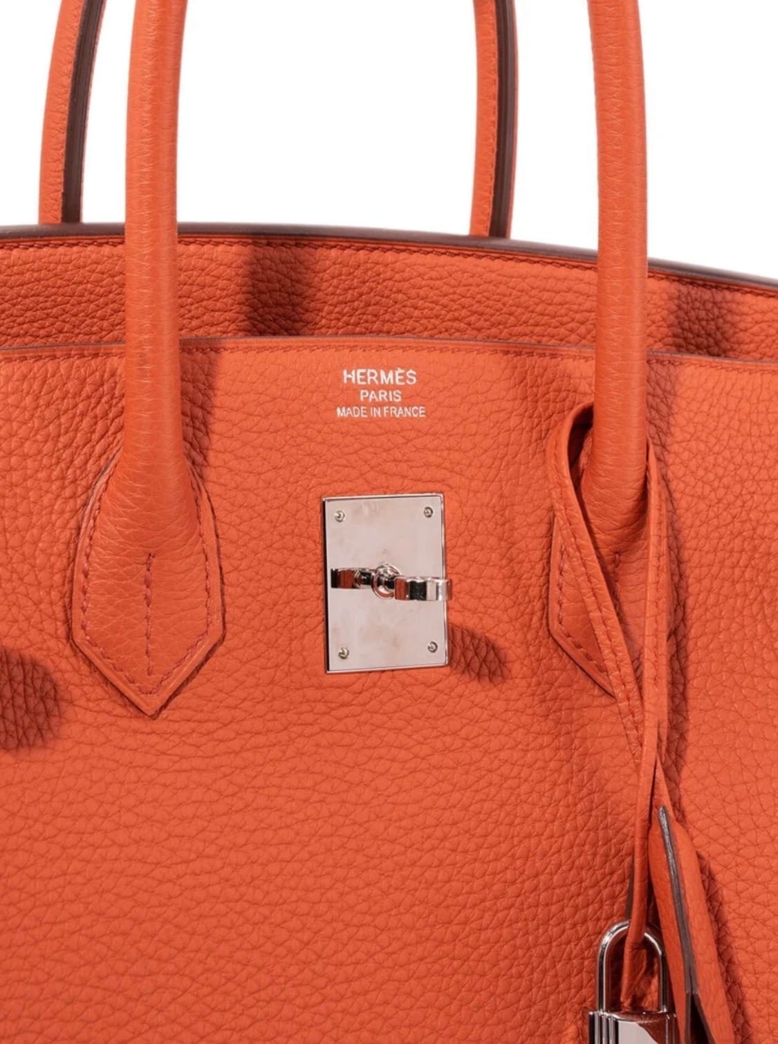 Close-up of Hermès Clémence leather showing its large rounded grain, soft texture and relaxed appearance on a Birkin bag.