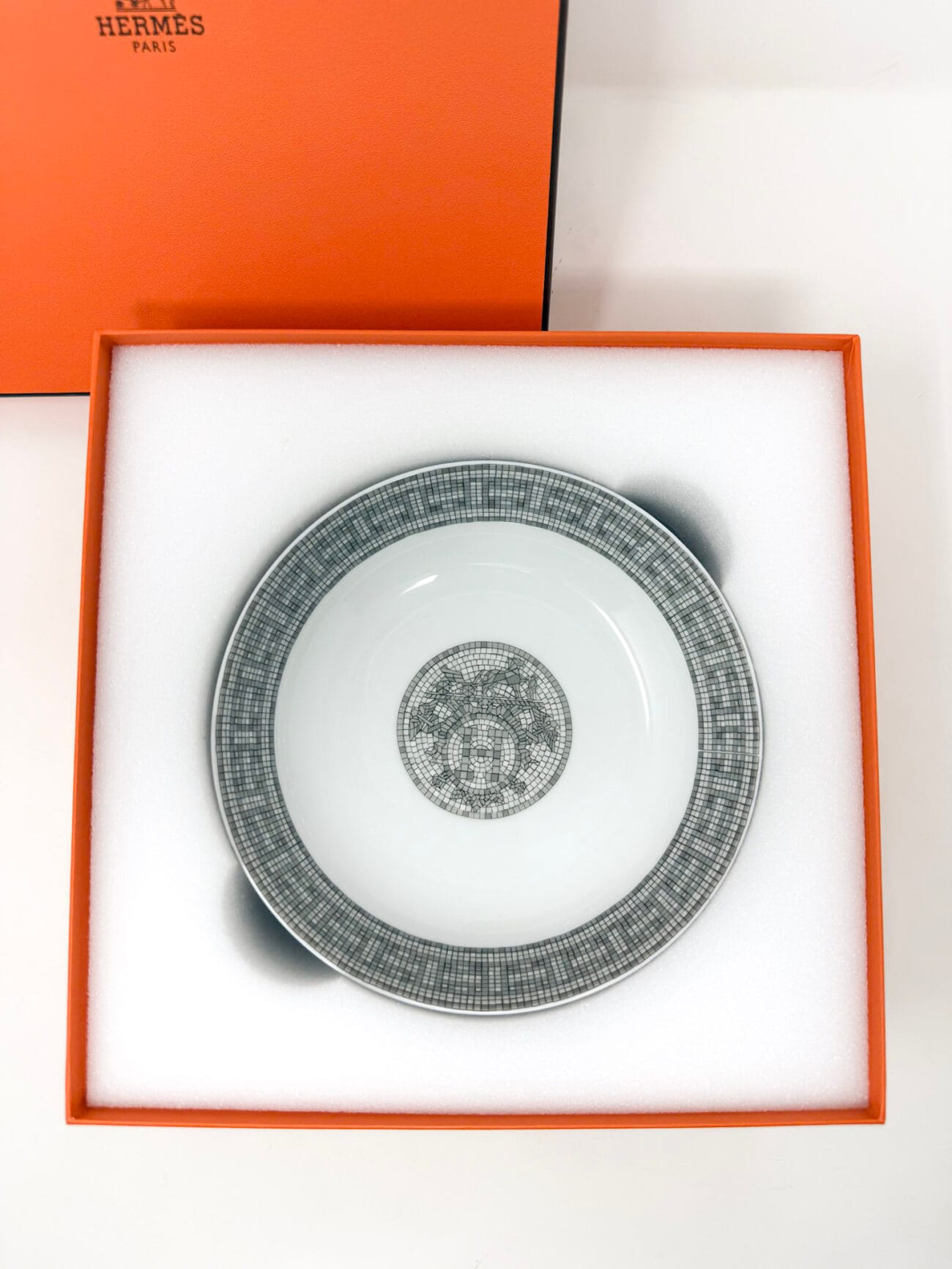 Hermès Mosaique au 24 dessert bowl in original Hermès presentation box