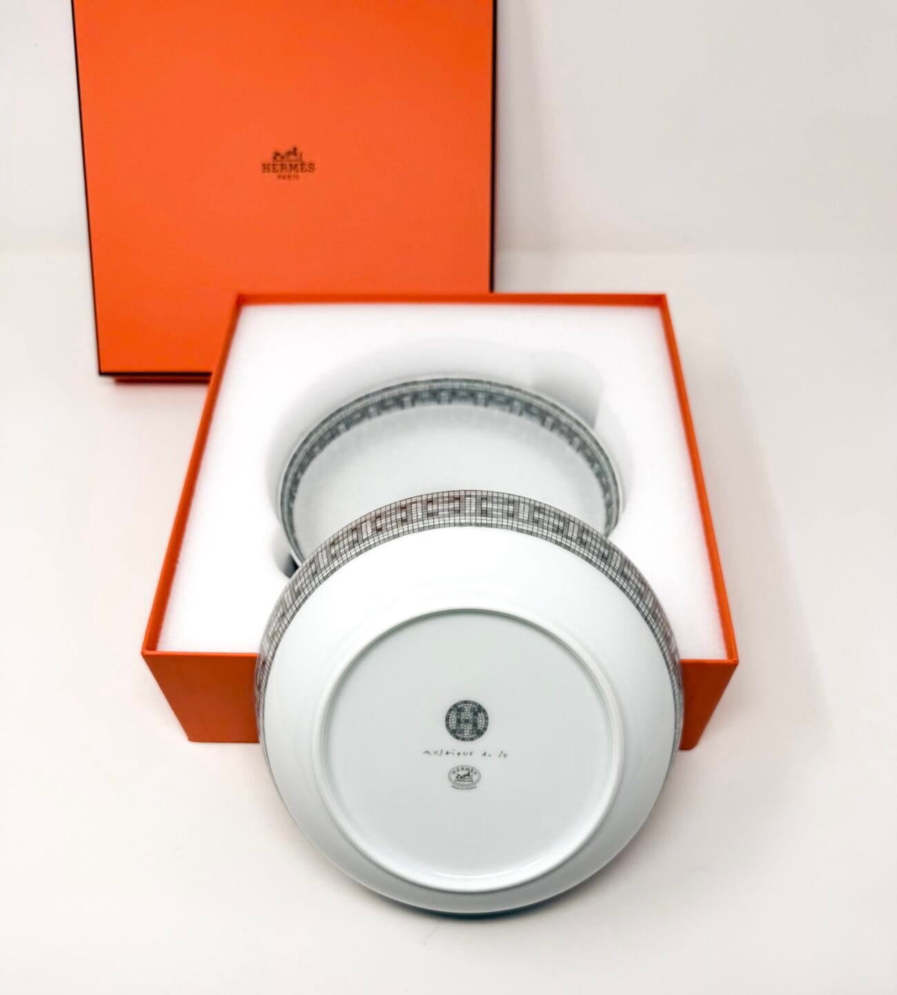 Hermès Mosaique au 24 dessert bowl base with Hermès backstamp