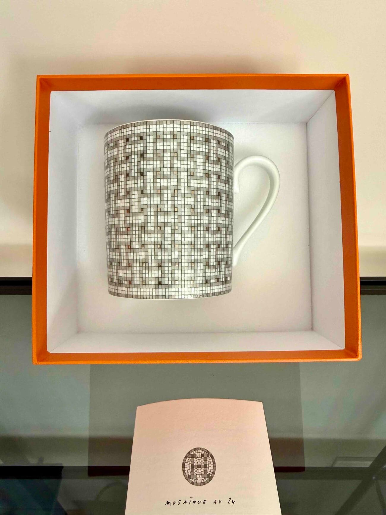 Hermès Mosaique au 24 Platinum Mug complete set with orange box and booklet