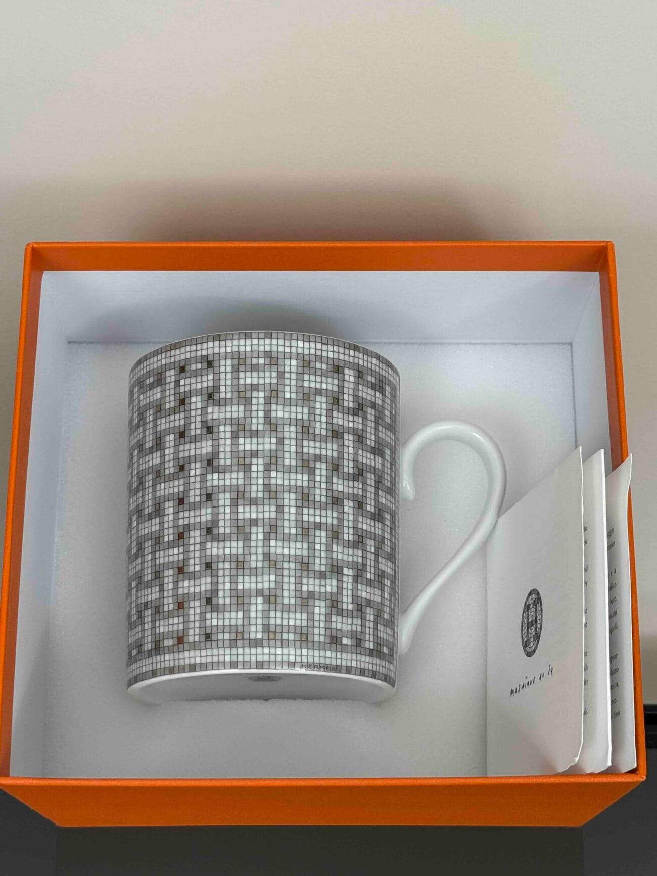 Hermès Mosaique au 24 Platinum Mug complete set with orange box and booklet
