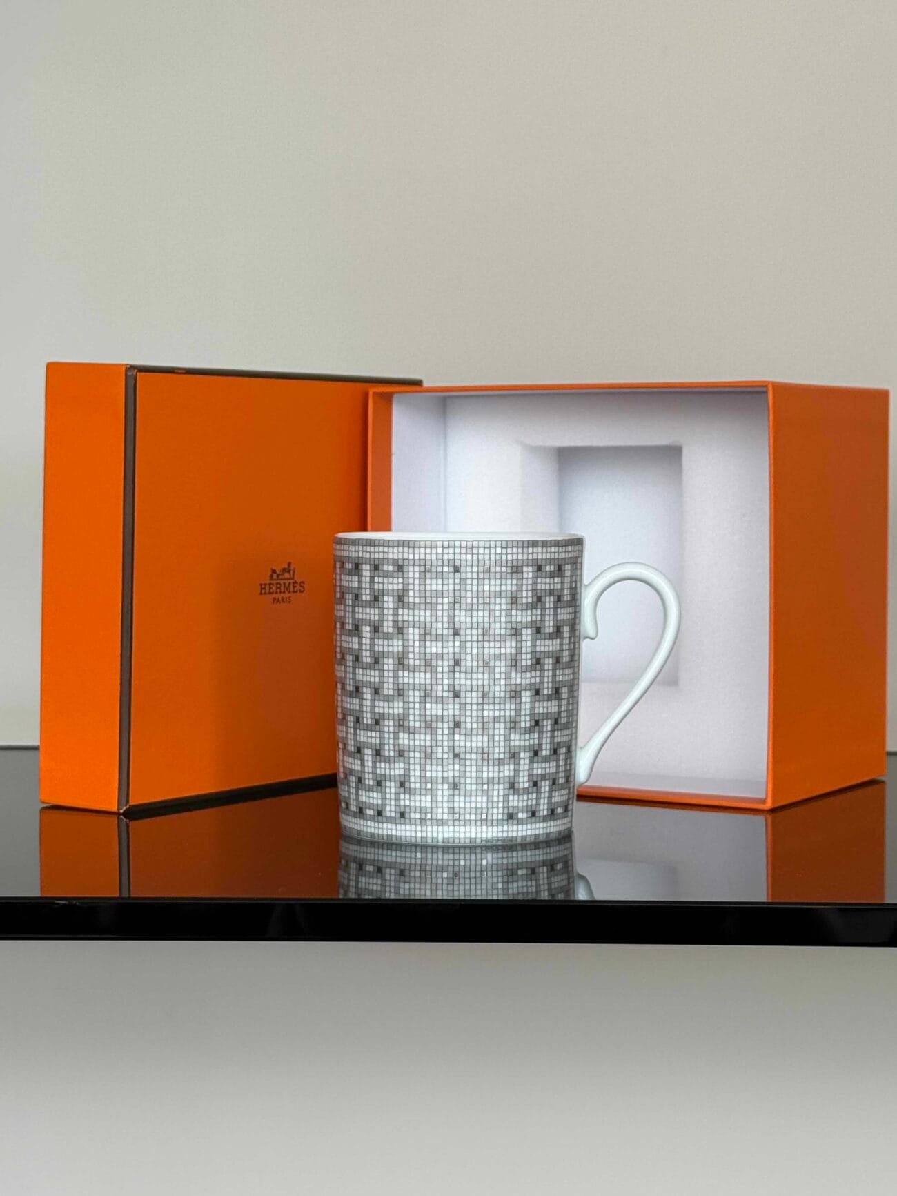 Hermès Mosaique Platinum Mug-Full Set