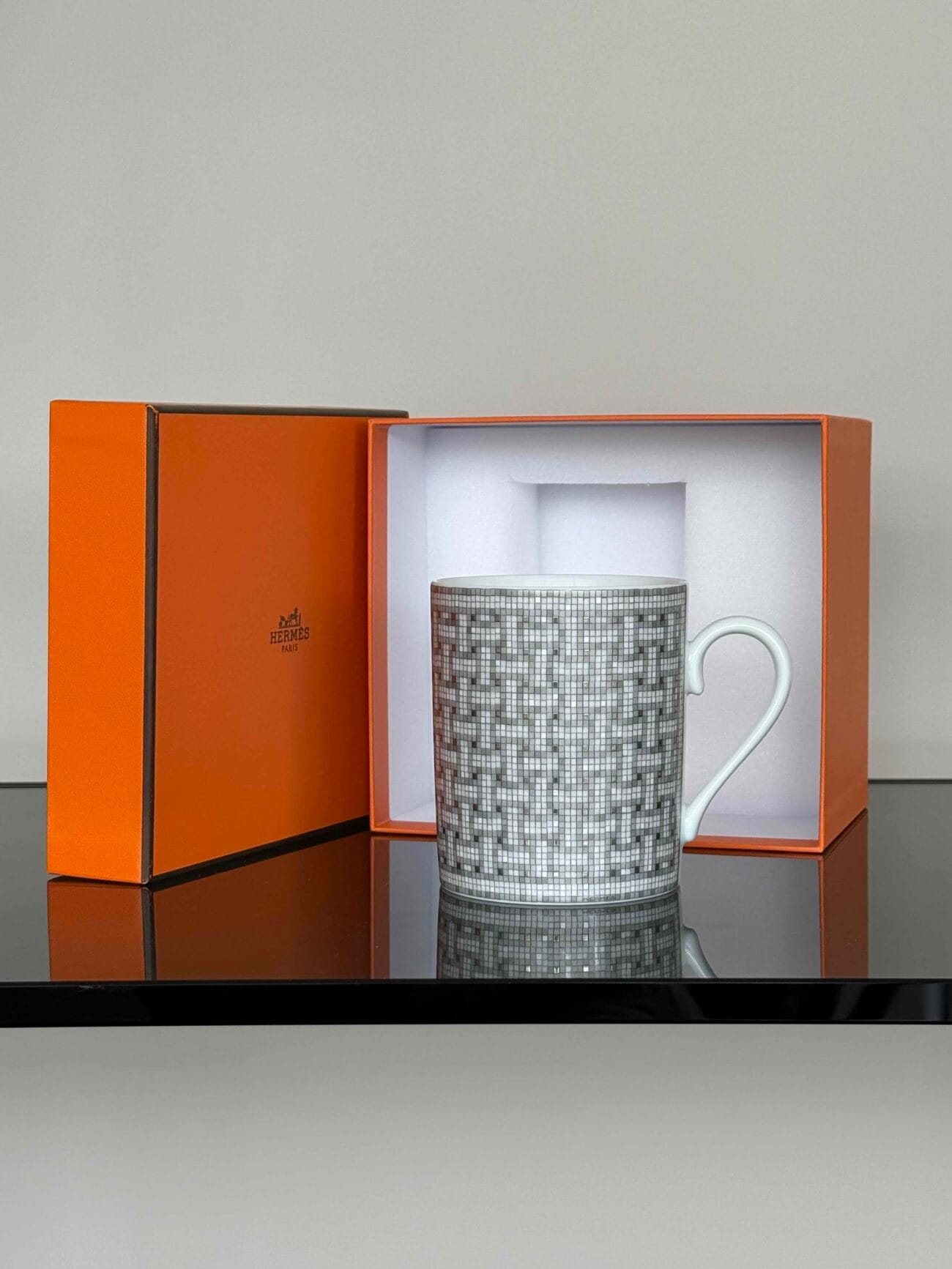 Hermès Mosaique Platinum Mug- Complete Set