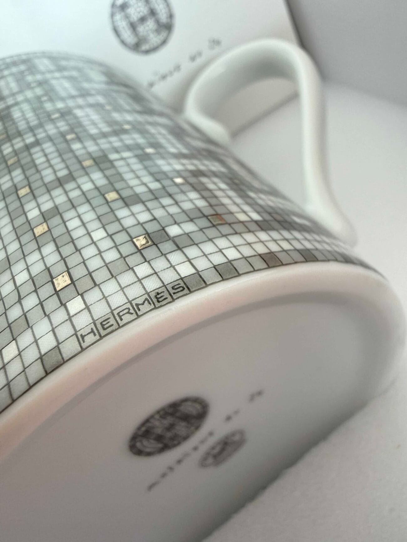 Hermès Mosaique au 24 Platinum porcelain mug stamp view