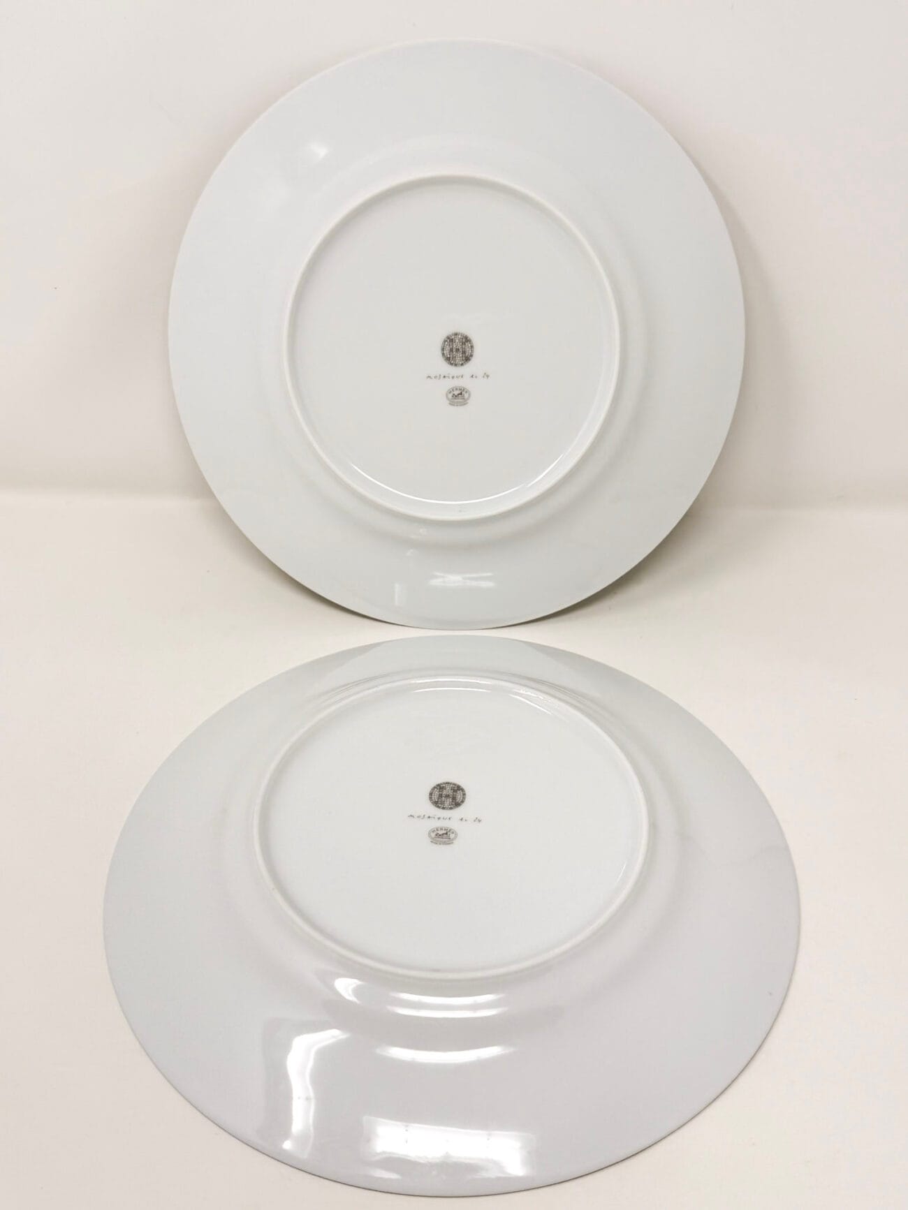 Hermès Mosaïque au 24 Platinum dinner plates backstamp