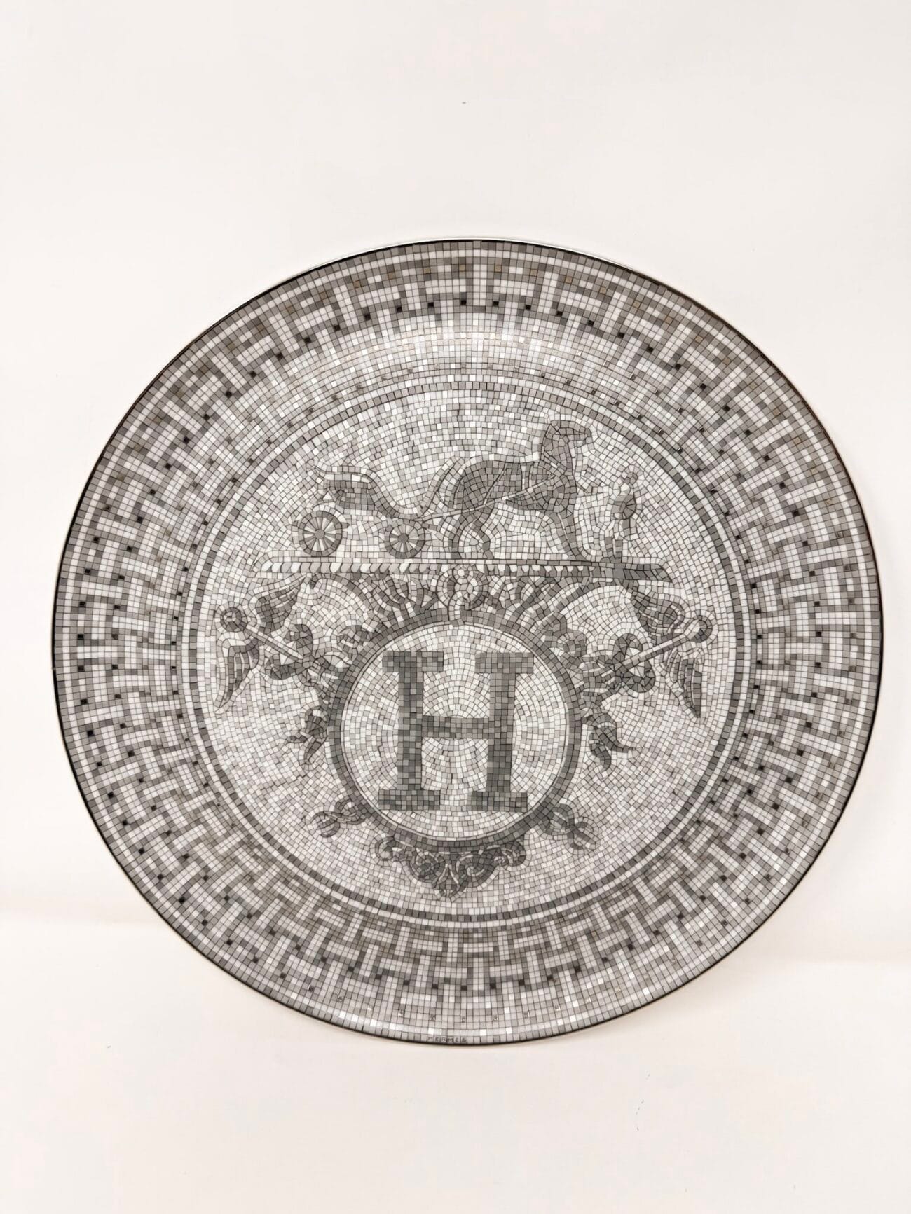Hermès Mosaïque au 24 Platinum tart platter front view