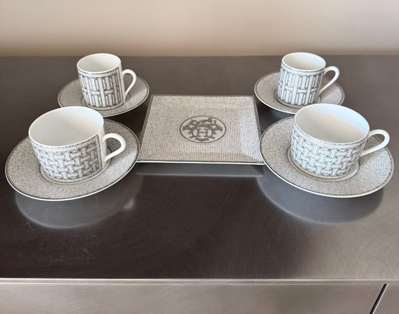 Hermès Mosaïque au 24 Platinum tea and coffee set with square plate