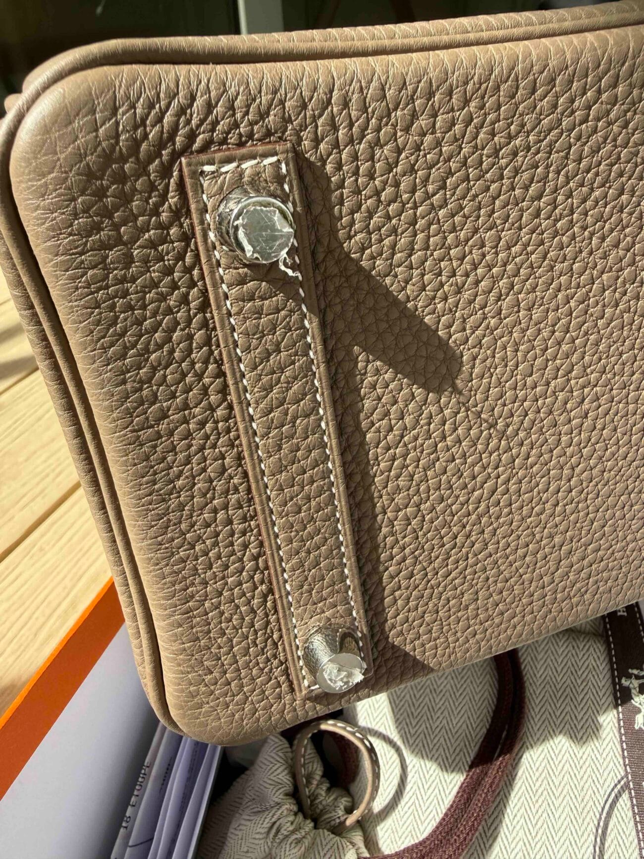 Hermès Birkin 25 Etoupe Togo base feet with protective film