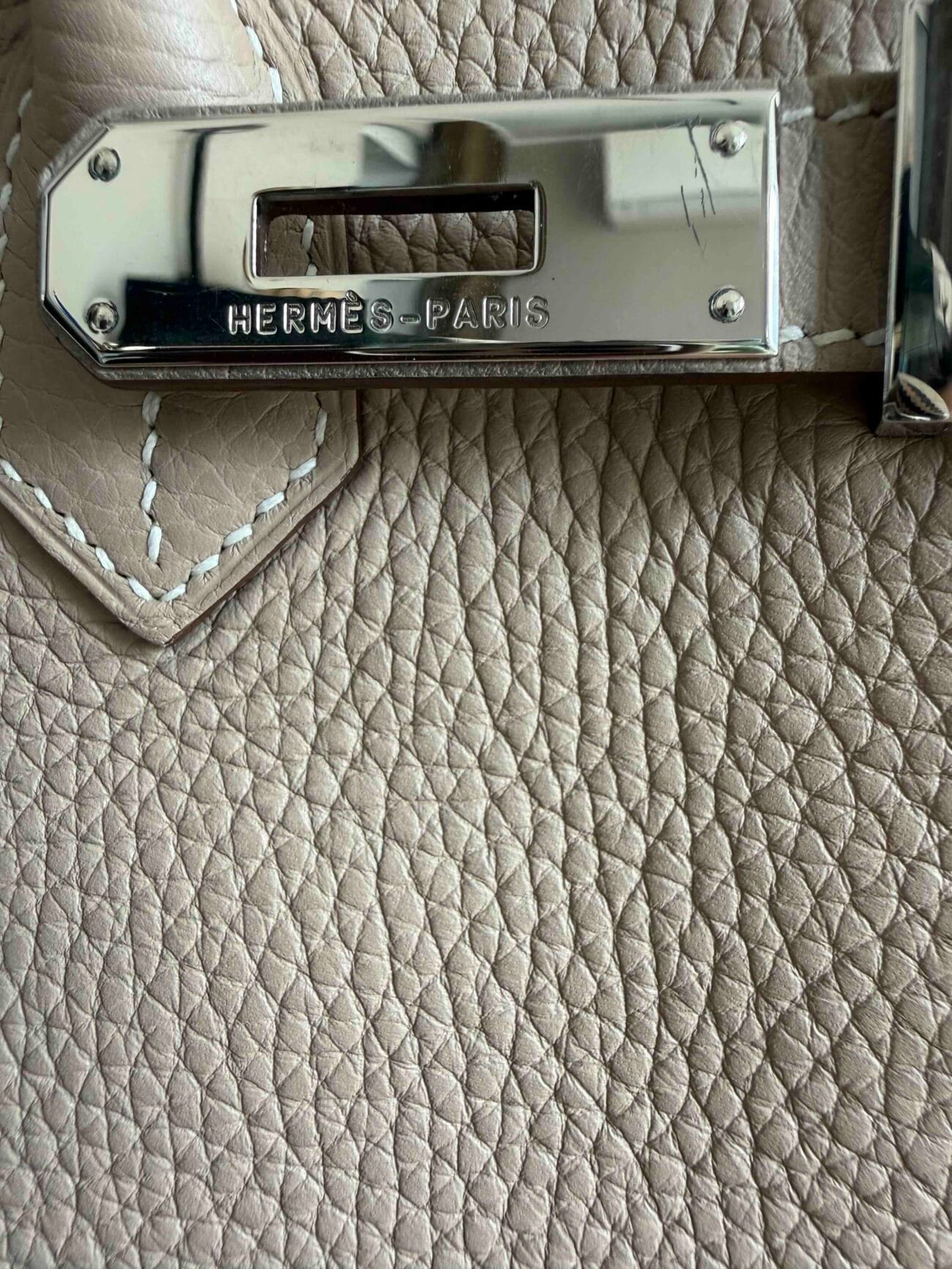Hermès Birkin 40 Argile Hermès Paris engraving on plaque